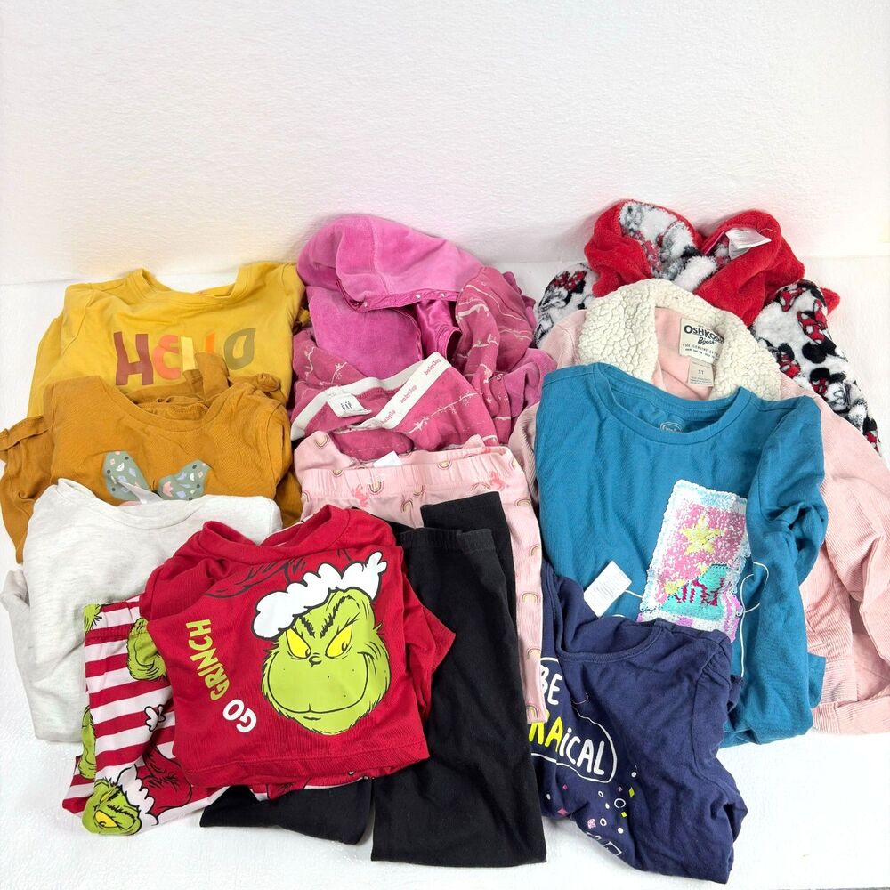 Girls 5T Fall Winter Clothes Bundle Lot 13 Pieces Grinch Minnie Gymboree GAP